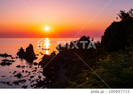 若狭湾の夕暮れ 若狭湾の夕暮れ 100937715