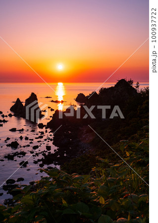 若狭湾の夕暮れ 若狭湾の夕暮れ 100937722