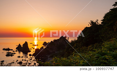 若狭湾の夕暮れ 若狭湾の夕暮れ 100937747