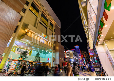 東京 台東区 浅草 夜の六区ブロードウェイ商店街 東京 台東区 浅草 夜の六区ブロードウェイ商店街 100940334