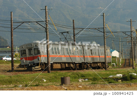 北陸鉄道　石川線　鶴来ー日御子　7000系　モハ7102 100941425