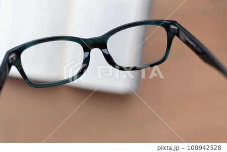 読書をする時間 100942528