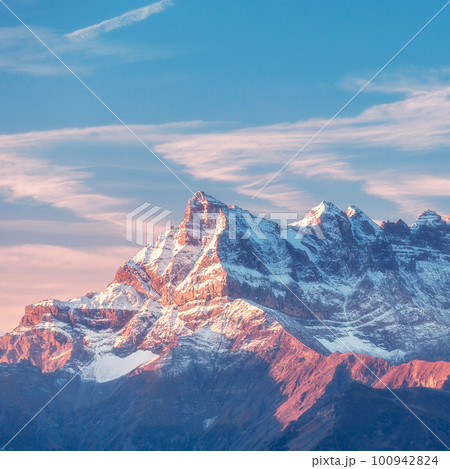 Dents du Midi in the Swiss Alps, Switzerland Dents du Midi in the Swiss Alps, Switzerland 100942824