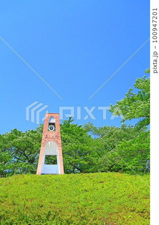 豊田市、鞍ヶ池公園美しの塔の風景 豊田市、鞍ヶ池公園美しの塔の風景 100947201