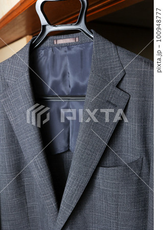 ジャケット、スーツ、上着、メンズ、紳士、紳士服、服、洋服、服装、衣類、背広、衣料品、カジュアル 100948777