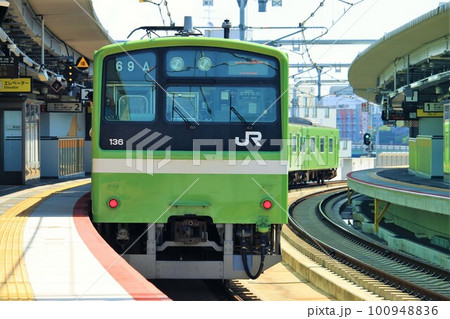 【JR西日本】おおさか東線南吹田駅 201系 100948836