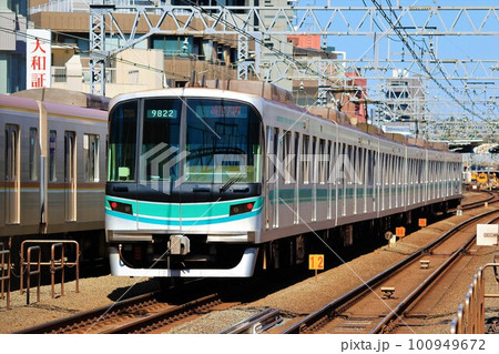【東京メトロ】9000系(東急目黒線:武蔵小杉駅) 【東京メトロ】9000系(東急目黒線:武蔵小杉駅) 100949672