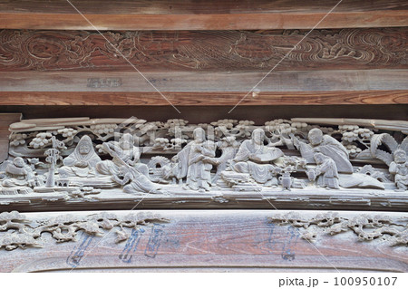 柴又帝釈天の美しい彫刻(東京都葛飾区) 柴又帝釈天の美しい彫刻(東京都葛飾区) 100950107