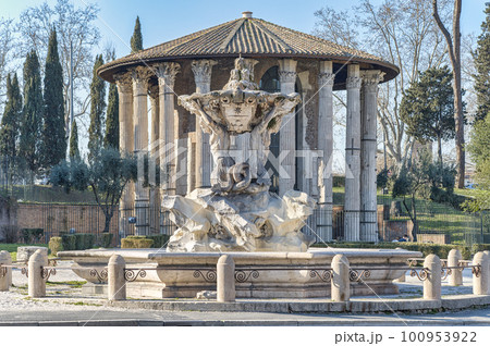 Temple of Hercules Winner in Rome 100953922
