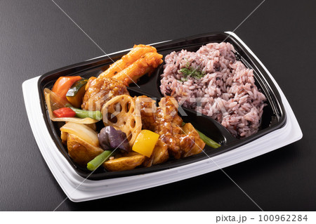 黒米と若鶏の唐揚げの黒酢あん弁当 黒米と若鶏の唐揚げの黒酢あん弁当 100962284