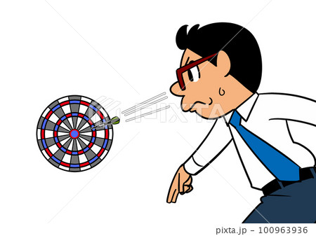 ダーツをするビジネスマン ダーツをするビジネスマン 100963936