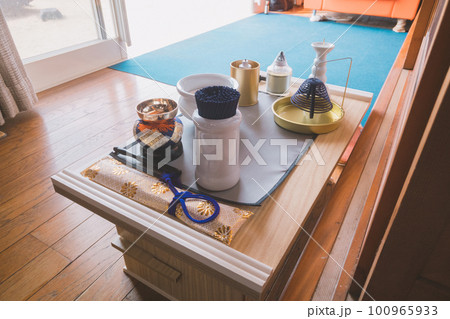 various various 100965933