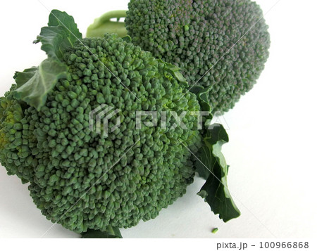 ブロッコリー、緑黄色野菜、植物、野菜、新鮮なブロッコリー ブロッコリー、緑黄色野菜、植物、野菜、新鮮なブロッコリー 100966868