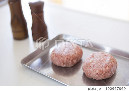 ハンバーグ ハンバーグ 100967069