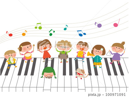 グランドピアノを弾く子ども達 100971091