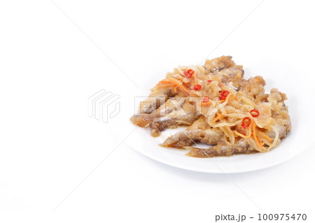 シシャモの南蛮漬け　魚料理　明るい背景 100975470