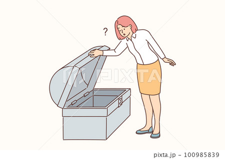 Businesswoman look in empty treasury chest  100985839