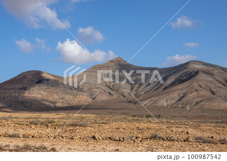 Mountains in the central Fuerteventura, Spain Mountains in the central Fuerteventura, Spain 100987542