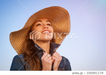 Sensual, attractive and gorgeous young woman Sensual, attractive and gorgeous young woman 100991179