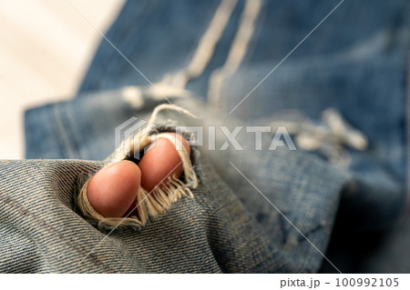 LEVI'S501XX　VINTAGE　1955年　復刻　ウォーンハードカスタマイド　膝穴 100992105