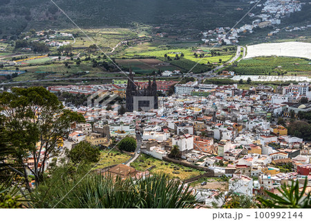 Panoramic view of Arucas with the San Juan Bautista Church, Gran Canaria Island, Canary Islands, Spain 100992144
