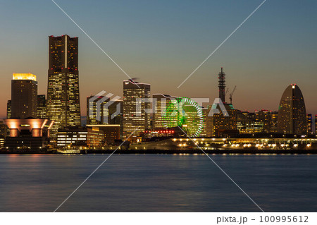 横浜夜景 横浜みなとみらい 横浜夜景 横浜みなとみらい 100995612
