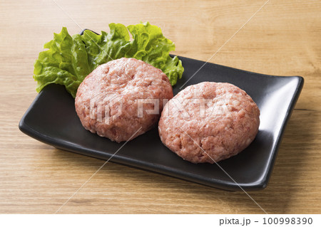ハンバーグ 調理前 ハンバーグ 調理前 100998390