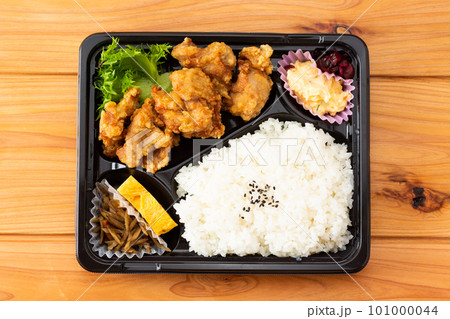 唐揚げ弁当 101000044