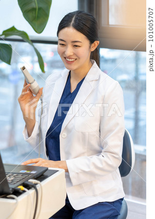 young woman doctor health hospital 101005707