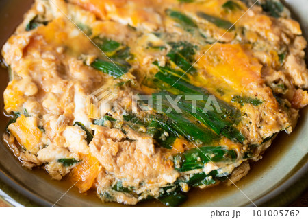 柔らかい春ニラの卵とじ 101005762