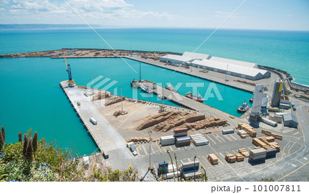 Scenery view of Napier port the North Island's second largest export port in Napier, New Zealand view from Bluff hill. Scenery view of Napier port the North Island's second largest export port in Napier, New Zealand view from Bluff hill. 101007811
