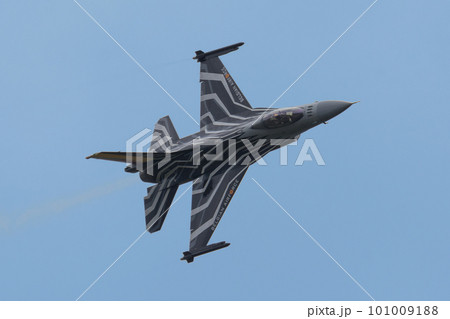 ベルギー空軍F-16ディスプレイチーム 101009188