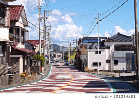 和田浦の町を走る外房黒潮ライン【千葉県南房総市】 101014881