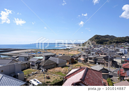 南房総 海沿いの町並み【千葉県南房総市和田町】 南房総 海沿いの町並み【千葉県南房総市和田町】 101014887
