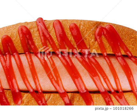 Hot dog isolated on white background Hot dog isolated on white background 101018266