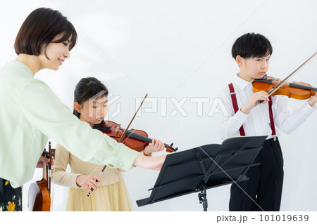 バイオリン教室　子供 101019639