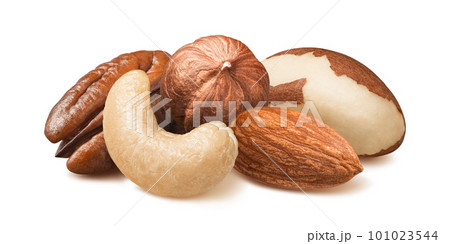 Cashew, almond, pecan, hazelnut and brazil nut isolated on white background Cashew, almond, pecan, hazelnut and brazil nut isolated on white background 101023544