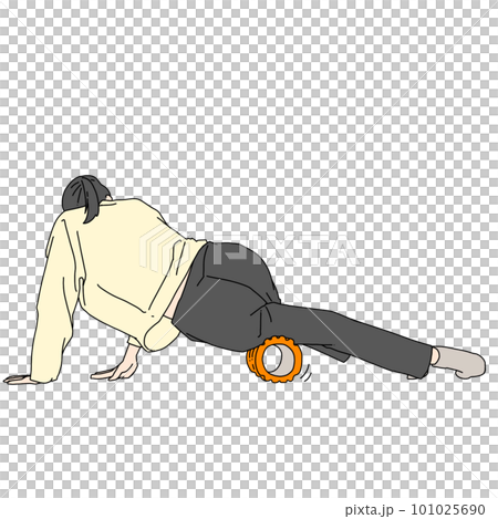 A woman relaxing her left thigh with a foam roller 101025690