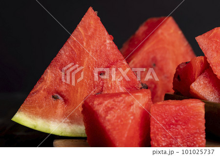 Sliced sweet watermelon of red color 101025737