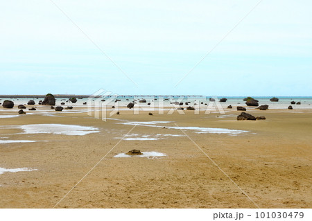 伊良部島(宮古島)の佐和田の浜から眺める17END 伊良部島(宮古島)の佐和田の浜から眺める17END 101030479