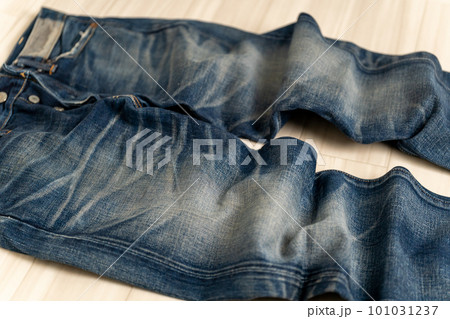 LEVI'S501XX VINTAGE 1966年 復刻 リアルブロークンインミッド 鬼ヒゲ LEVI'S501XX VINTAGE 1966年 復刻 リアルブロークンインミッド 鬼ヒゲ 101031237