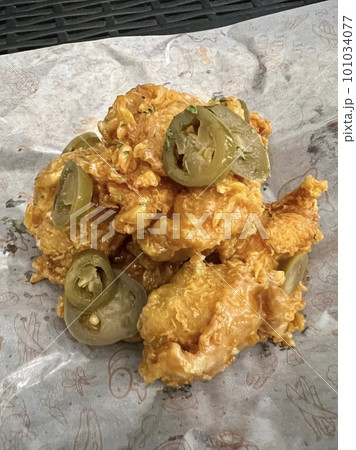 韓国料理 美味しい唐辛子マヨチキン 韓国料理 美味しい唐辛子マヨチキン 101034077