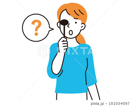 視力検査で悩む若い女性 101034097