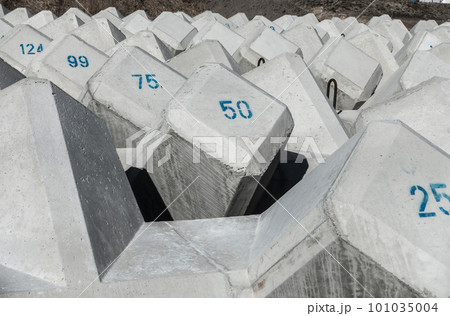 コンクリートブロック 101035004