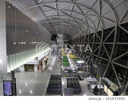 誰もいない国際空港 誰もいない国際空港 101035993