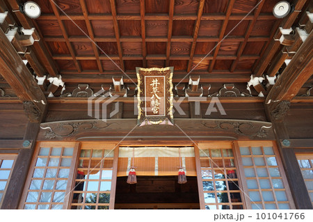 晴れ渡った井草八幡宮(東京都杉並区) 晴れ渡った井草八幡宮(東京都杉並区) 101041766