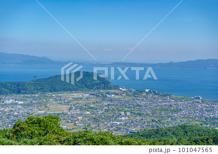 指宿ベイヒルズ第2展望台から見る魚見岳方面の風景 101047565