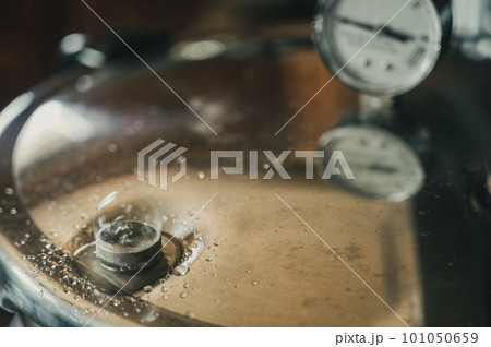 pressure cooker guage and releave valve 101050659