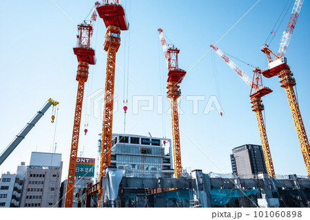東京再開発 高輪ゲートウェイ駅周辺の工事とクレーン 2023.03　f-4 クールライトカラー 101060898