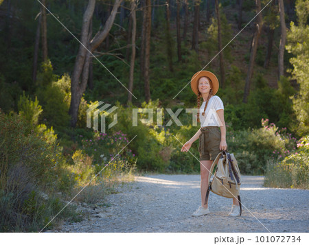 concept of embracing fresh air and engaging in outdoor activities 101072734